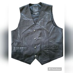 Black Leather Vest  with embroidered wolf on back, TIL Holland Brand